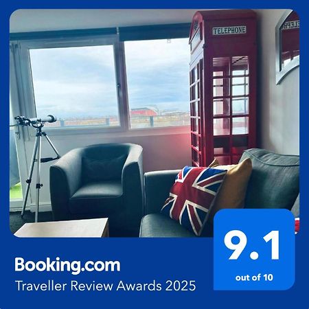 Unique View Of Anfield Stadium - Charming 2 Bedroom Apartment In Liverpool With Parking Екстериор снимка